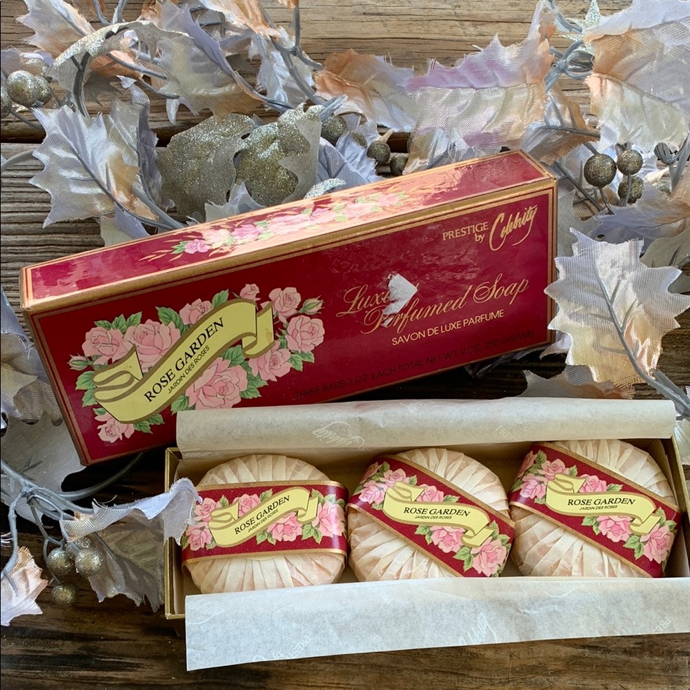 Vintage Prestige by Celebrity Luxurious Rose Garden Soap Set - Pink